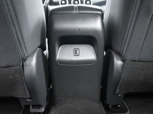 Used 2023 Nissan Sentra SV image 31