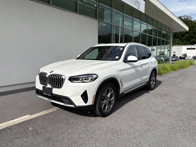 Certified 2024 BMW X3 xDrive30i w/ Convenience Package AWD/4WD image 3