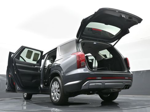 Used 2023 Hyundai Palisade SEL image 45