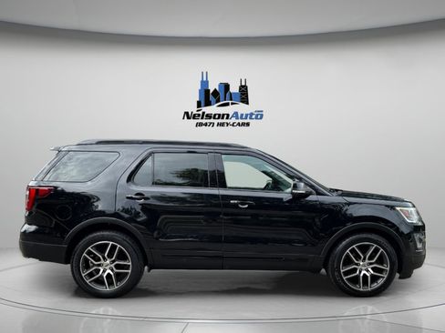 Used 2017 Ford Explorer Sport w/ Equipment Group 401A image 3