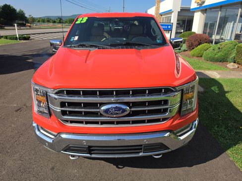 Used 2023 Ford F150 Lariat w/ Trailer Tow Package AWD/4WD image 9