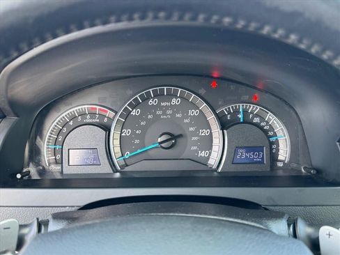 Used 2014 Toyota Camry SE image 20