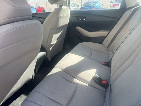 Used 2023 Honda Accord EX image 7