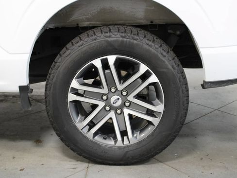 Used 2021 Ford F150 XL w/ STX Appearance Package RWD image 19