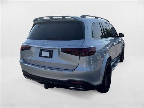 New 2026 Mercedes-Benz GLS 580 4MATIC image 6