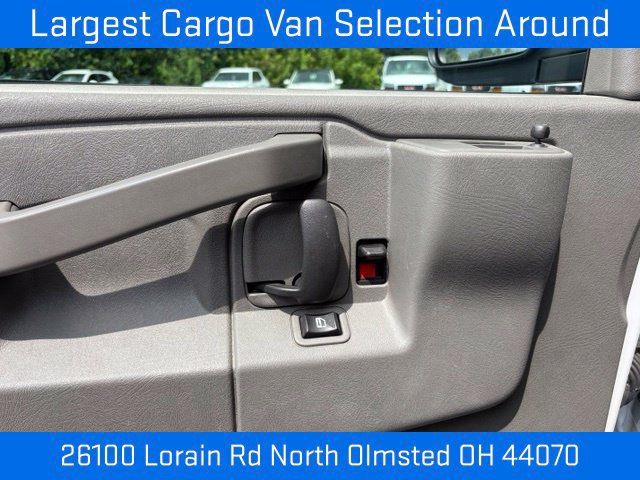 Used 2025 GMC Savana 2500 w/ Driver Convenience Package RWD image 26