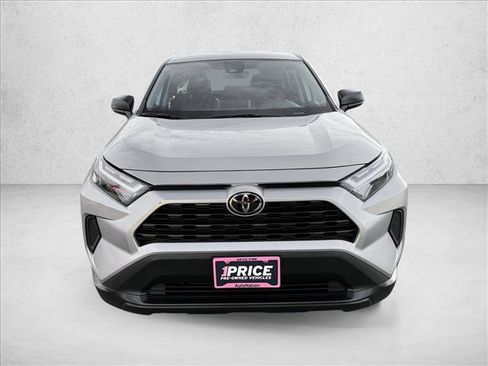 Used 2024 Toyota RAV4 LE AWD/4WD image 2