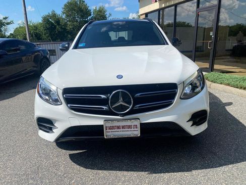 Used 2017 Mercedes-Benz GLC 300 4MATIC image 5