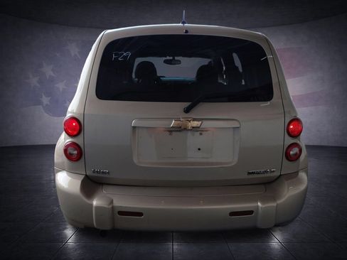 Used 2009 Chevrolet HHR LS FWD image 4