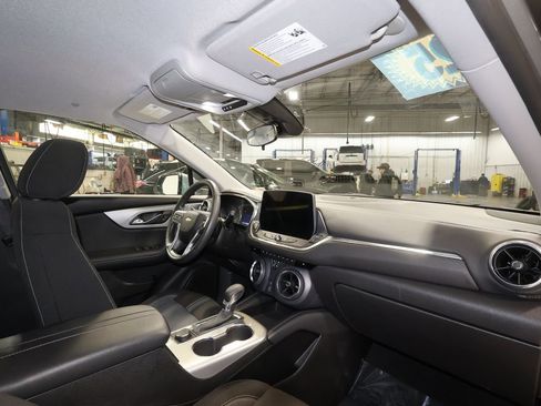 Certified 2025 Chevrolet Blazer LT image 27