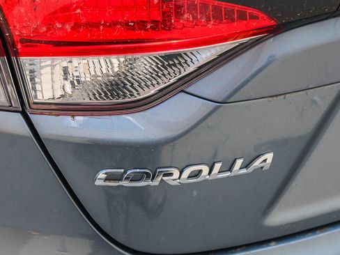 Used 2024 Toyota Corolla LE FWD image 15