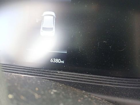 Used 2023 Hyundai Venue SE w/ Cargo Package image 5