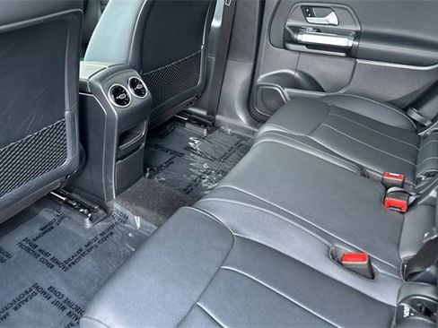 Used 2023 Mercedes-Benz EQB 300 4MATIC w/ Exclusive Package image 13