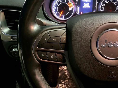 Used 2020 Jeep Cherokee Latitude Lux w/ Comfort/Convenience Group image 22