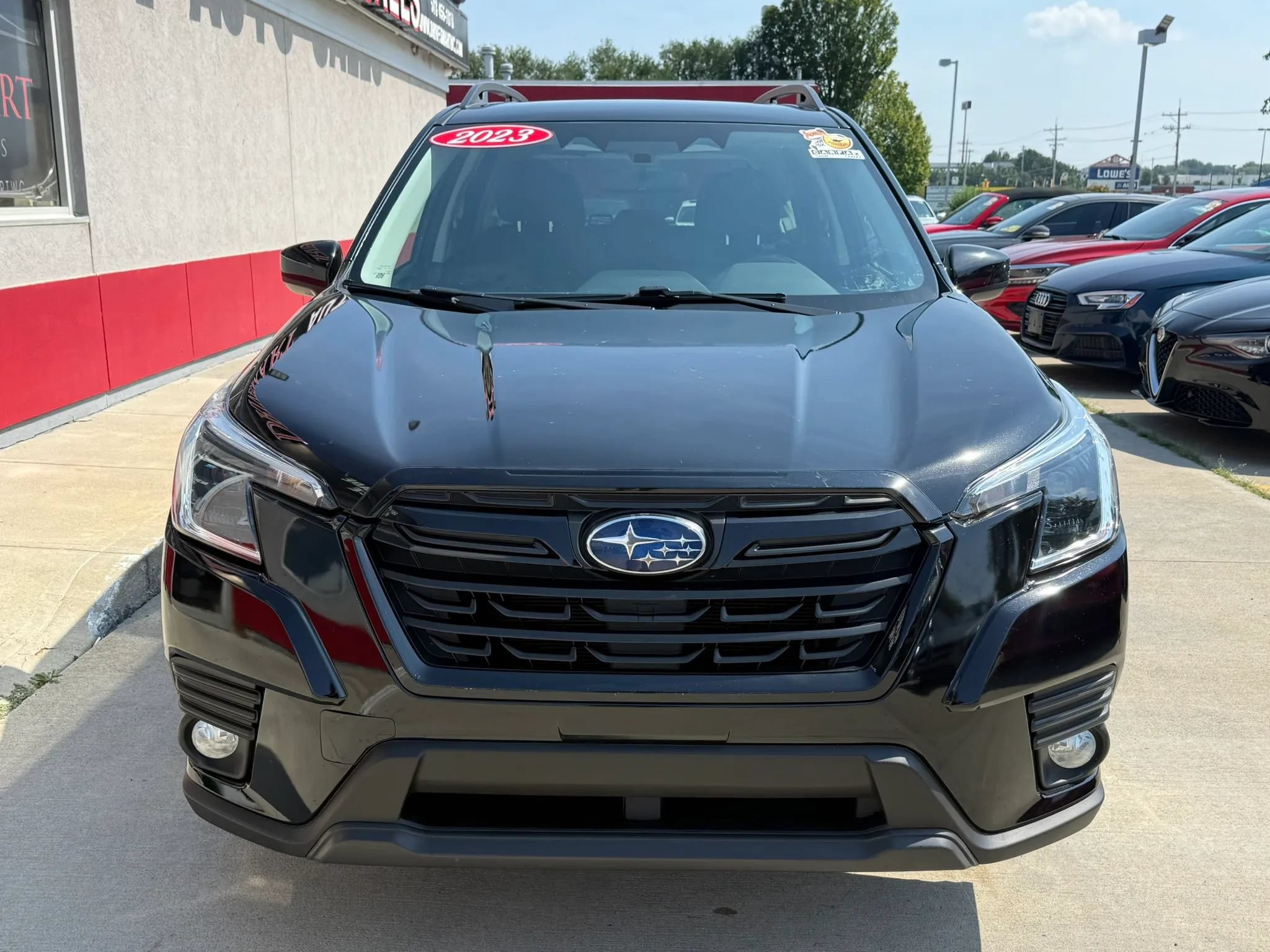 Used 2023 Subaru Forester Premium AWD/4WD image 6