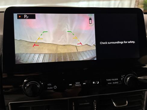 Used 2023 Nissan Armada SV AWD/4WD image 22