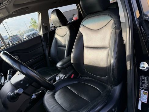 Used 2016 Kia Soul ! w/ Premium Package image 8