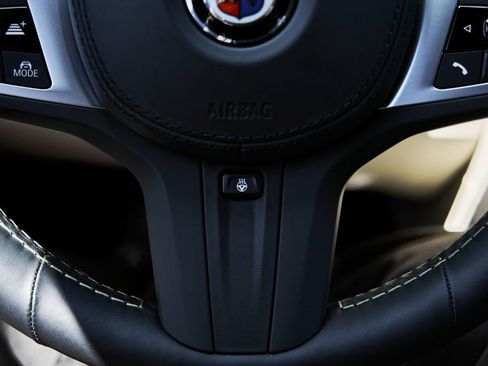 Used 2025 BMW ALPINA B8 xDrive Gran Coupe AWD/4WD image 69