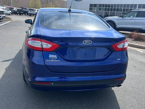 Used 2016 Ford Fusion SE image 8