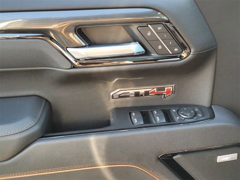 New 2025 GMC Sierra 1500 AT4 w/ AT4 Premium Package image 30