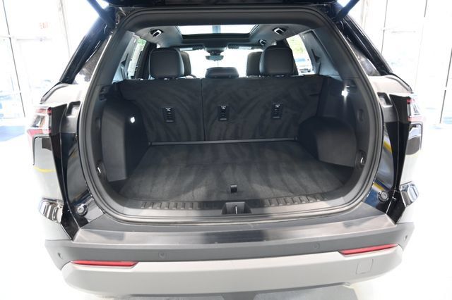 Used 2025 Chevrolet Equinox LT w/ Convenience Package II AWD/4WD image 25