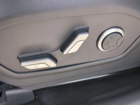 New 2026 Hyundai Santa Fe Limited FWD image 24