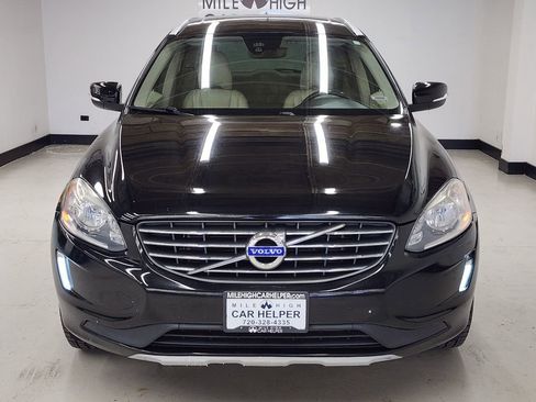 Used 2016 Volvo XC60 T6 image 2
