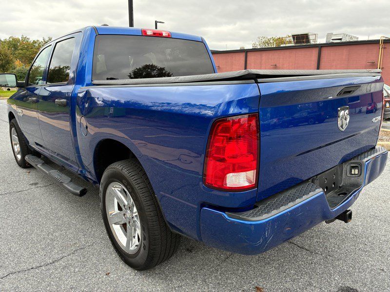 Used 2017 RAM 1500 Express AWD/4WD image 7