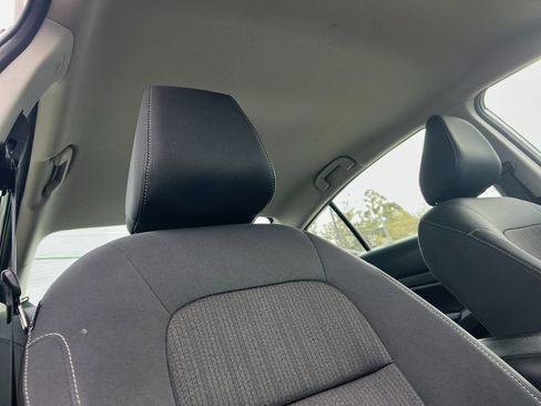 Used 2024 Nissan Altima 2.5 SV image 16