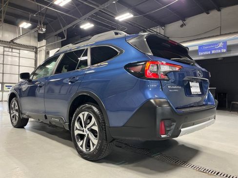 Used 2020 Subaru Outback Limited AWD/4WD image 5
