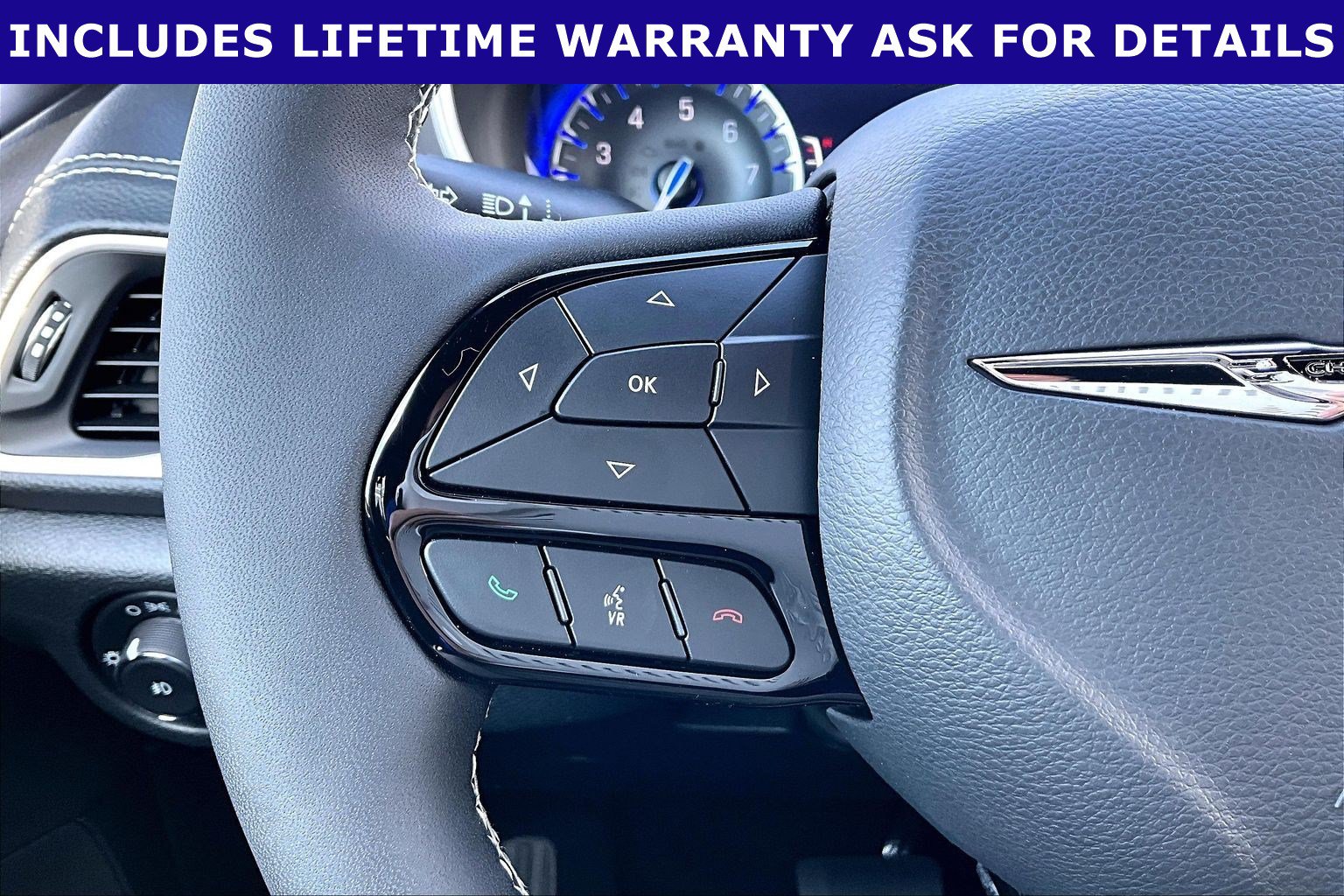 Used 2026 Chrysler Pacifica Select w/ S Appearance Package FWD image 15