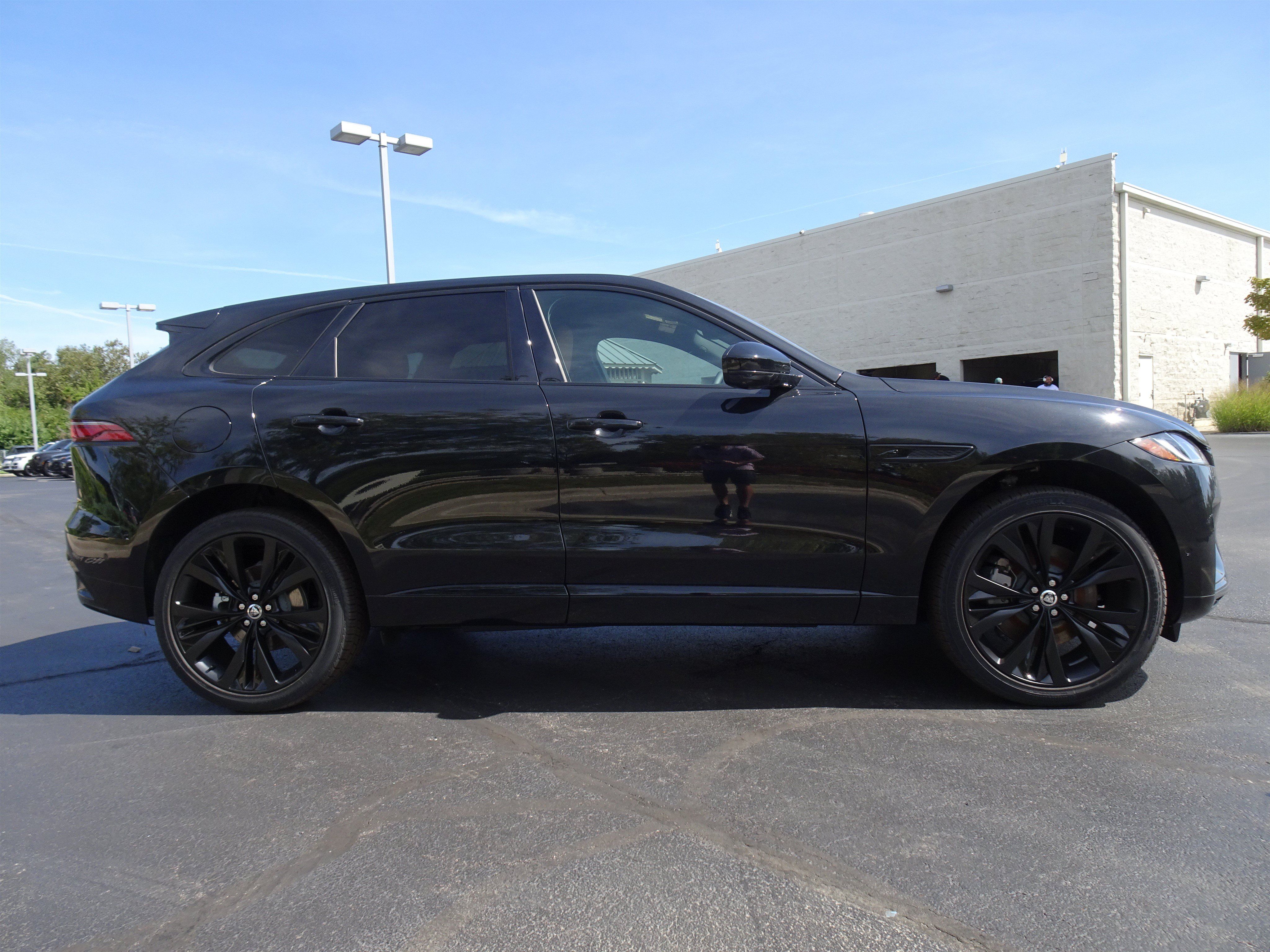 New 2026 Jaguar F-PACE R-Dynamic S AWD/4WD image 7