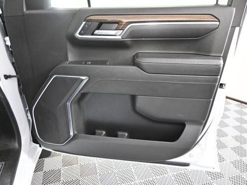 Used 2024 Chevrolet Silverado 1500 RST image 13