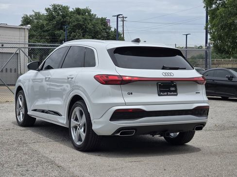 Certified 2025 Audi Q5 Prestige AWD/4WD image 11