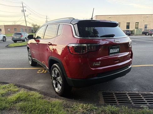 Used 2018 Jeep Compass Limited w/ Navigation Group AWD/4WD image 6