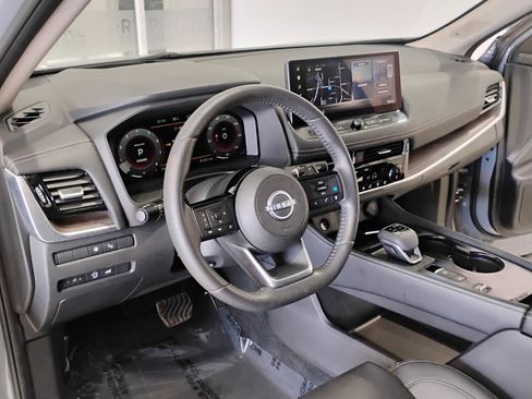 Used 2024 Nissan Rogue Platinum w/ Platinum Premium Package FWD image 65
