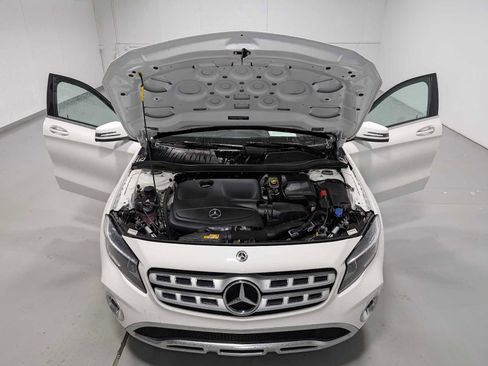 Used 2019 Mercedes-Benz GLA 250 4MATIC image 12