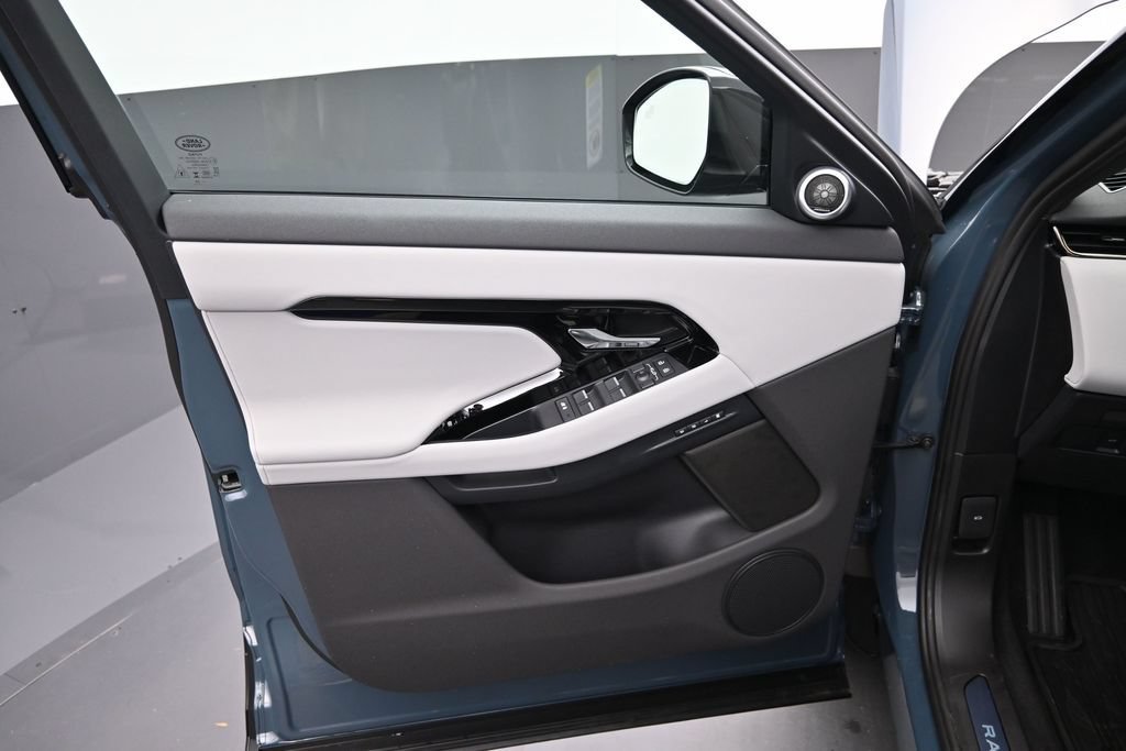 New 2026 Land Rover Range Rover Evoque S AWD/4WD image 20