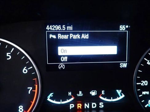 Used 2020 Ford EcoSport SE w/ SE Convenience Package image 24