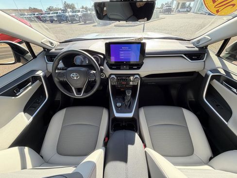 Used 2024 Toyota RAV4 Limited image 28