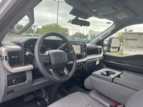 New 2026 Ford F250 XL w/ 360-Degree Camera Package image 5