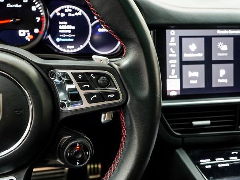 Used 2021 Porsche Cayenne Turbo image 35