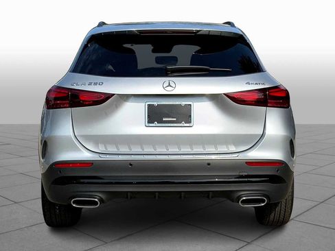 New 2026 Mercedes-Benz GLA 250 4MATIC image 4