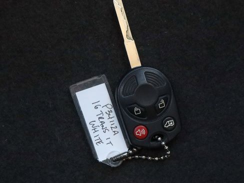 Used 2016 Ford Transit 350 XLT image 32