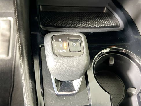 Used 2021 Nissan Rogue SL image 25