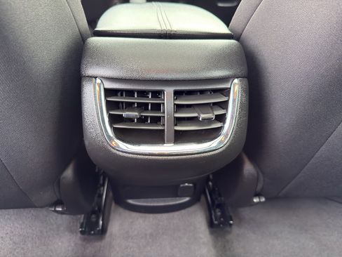 Certified 2024 Chevrolet Malibu LT image 32