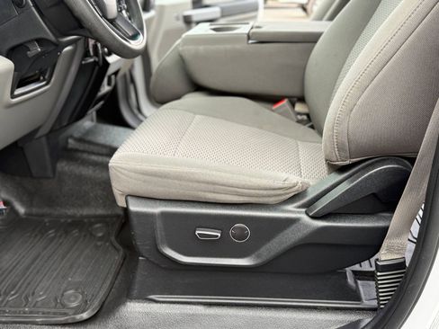 Used 2019 Ford F350 XLT w/ XLT Value Package image 13