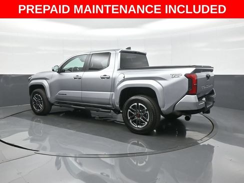 Certified 2025 Toyota Tacoma TRD Sport AWD/4WD image 5