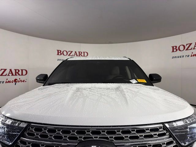 Used 2023 Ford Explorer Limited RWD image 4