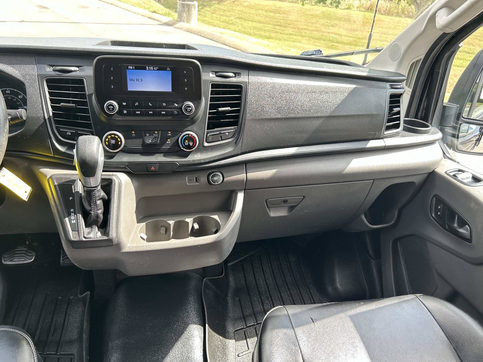 Used 2021 Ford Transit 250 Low Roof w/ Exterior Upgrade Package RWD image 25